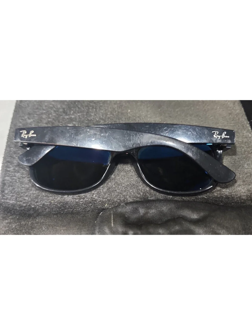 Ray Ban RB2132 901/58 New Wayfarer Black Gray Polarized Sunglasses 55-18 145 SA